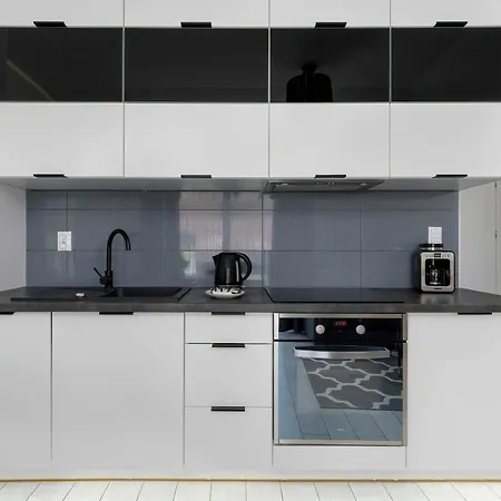 Daire Cosy With Parking & Balcony By Renters Sopot