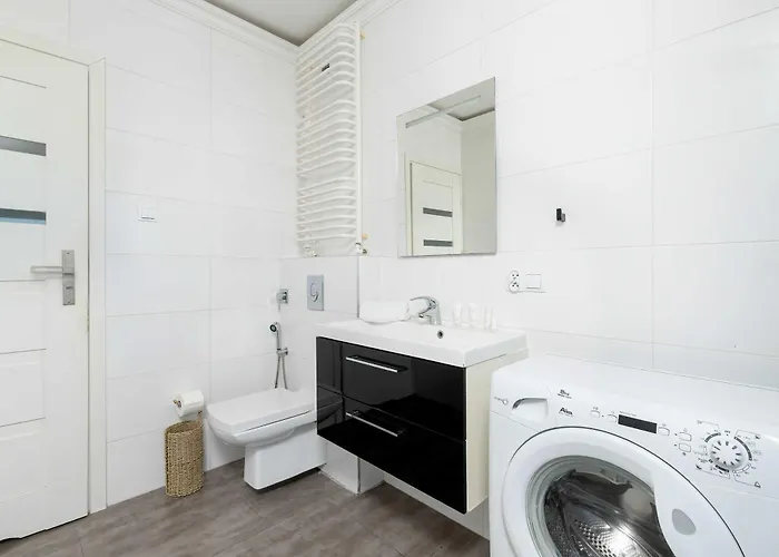 Cosy With Parking & Balcony By Renters * Sopot