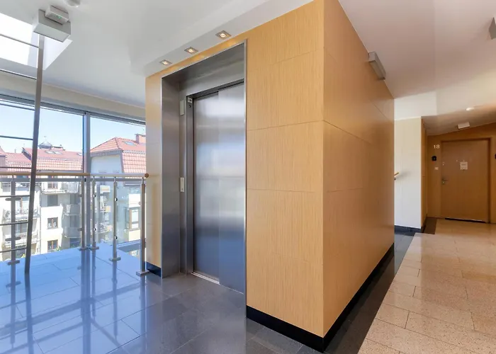 Daire Cosy With Parking & Balcony By Renters *