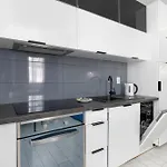 Cosy With Parking & Balcony By Renters Sopoty