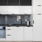Apartmán Cosy With Parking & Balcony By Renters