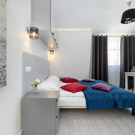 Cosy With Parking & Balcony By Renters Sopoty