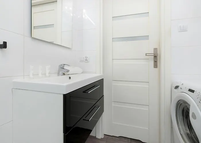 Cosy With Parking & Balcony By Renters Sopot